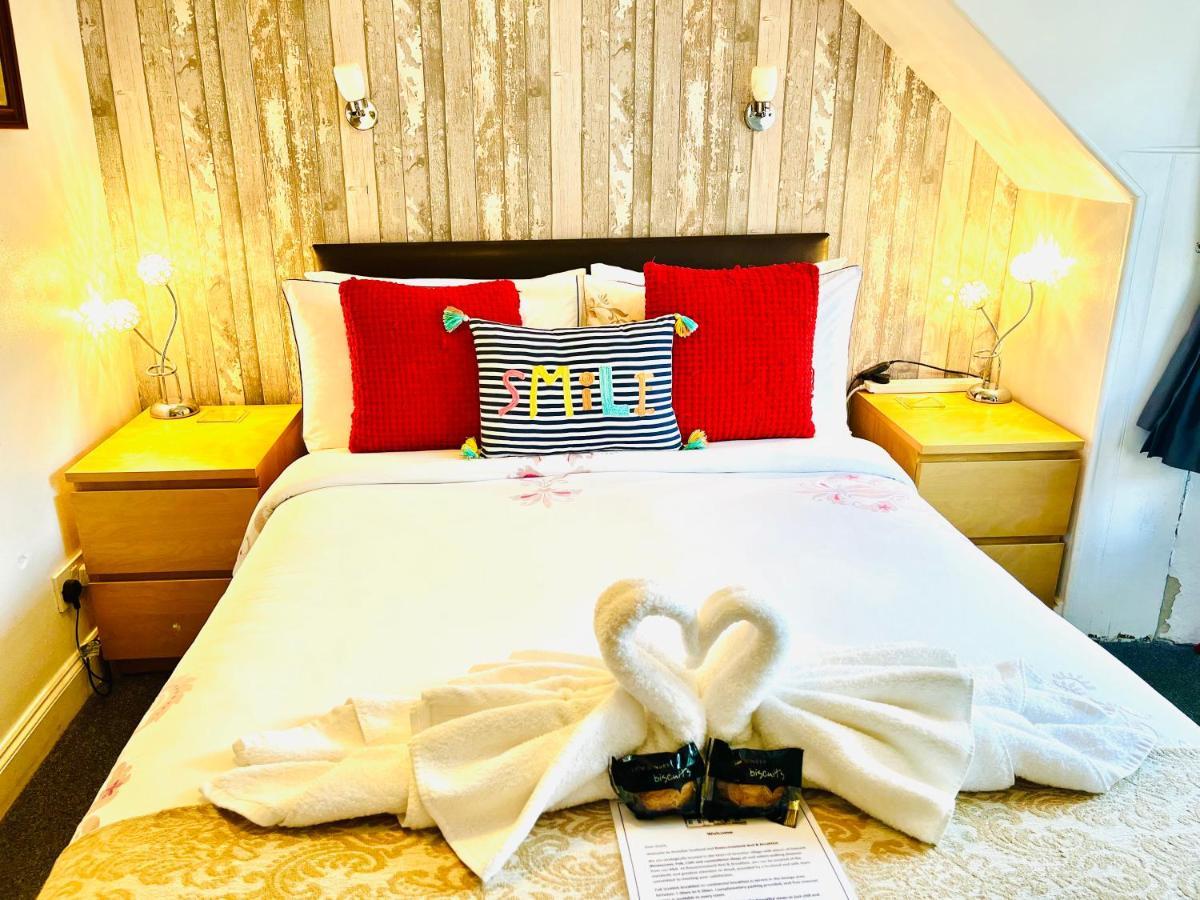 Rowantreebank Bed And Breakfast Арочар Екстериор снимка