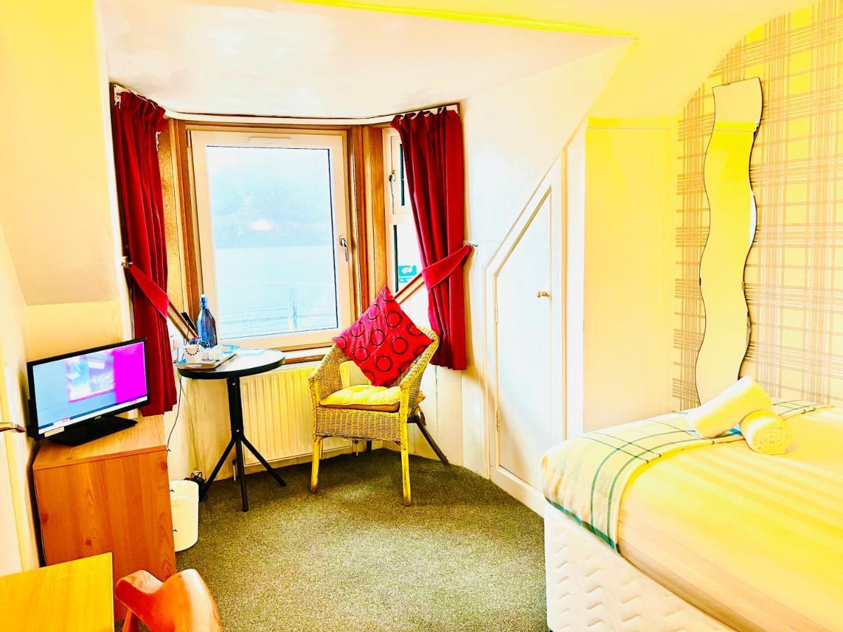 Rowantreebank Bed And Breakfast Арочар Екстериор снимка