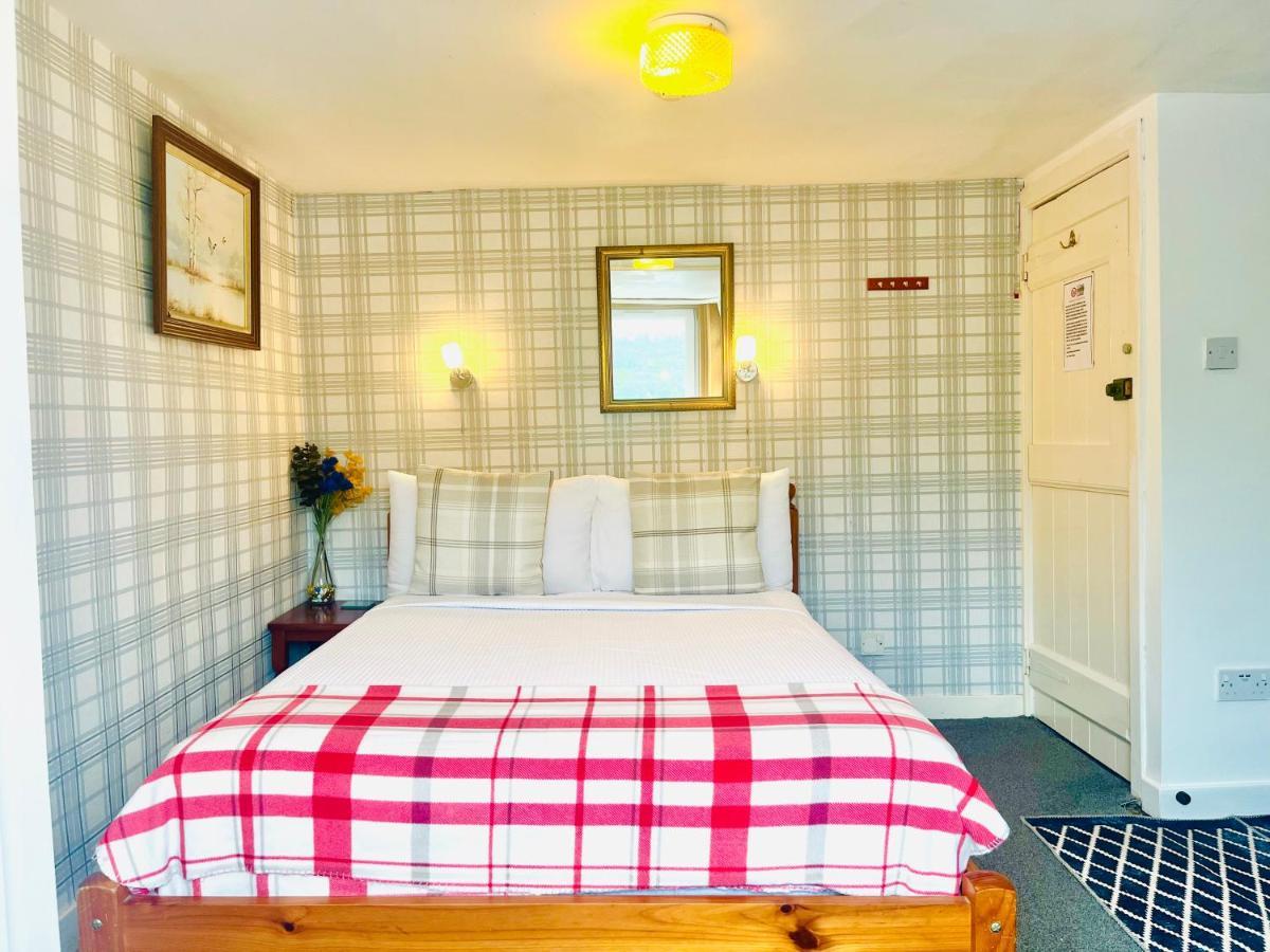 Rowantreebank Bed And Breakfast Арочар Екстериор снимка